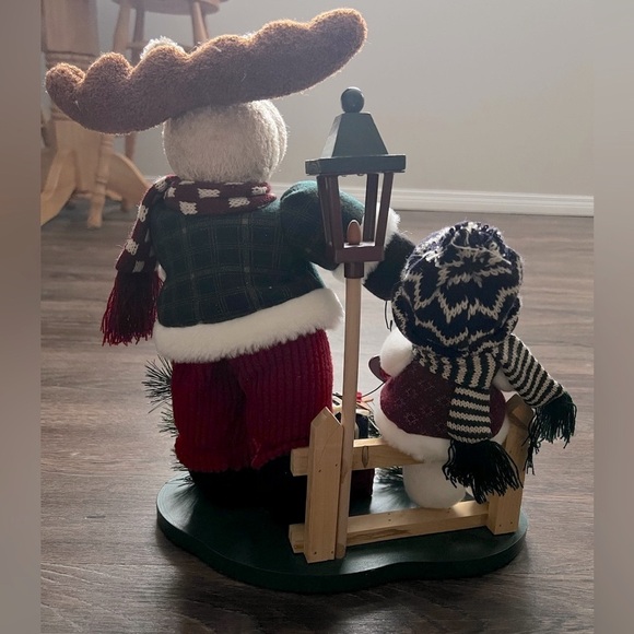 Christmas Plush Reindeer & Snowman Decor - Picture 4 of 5